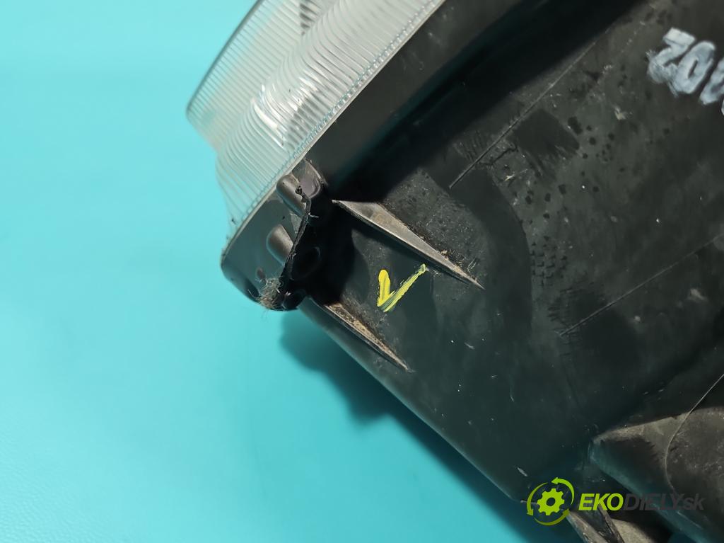 Skoda Superb II 2008-2015 2.0 TDI 170 hp automatic 125 kW 1968 cm3 5- světlo pravý 3T1941018E (Pravé přední světlo)