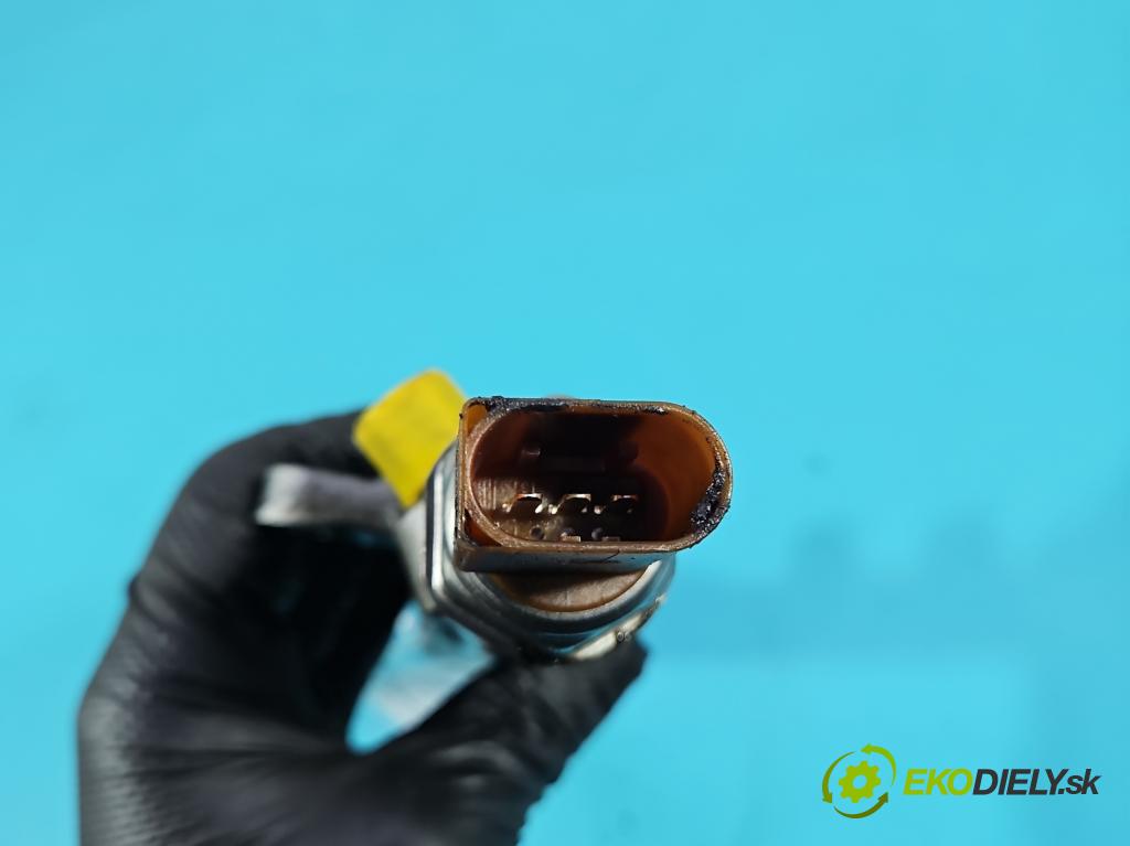 Skoda Superb II 2008-2015 2.0 TDI 170 HP automatic 125 kW 1968 cm3 5- lišta vstrekovacia 03L130089 (Vstrekovacia lišta)