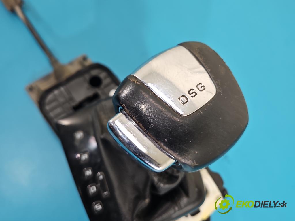 Skoda Superb II 2008-2015 2.0 TDI 170 HP automatic 125 kW 1968 cm3 5- Páka: Změny: stupeň,rýchlosť 3C1713025H (Rýchlostná páka (kulisa))