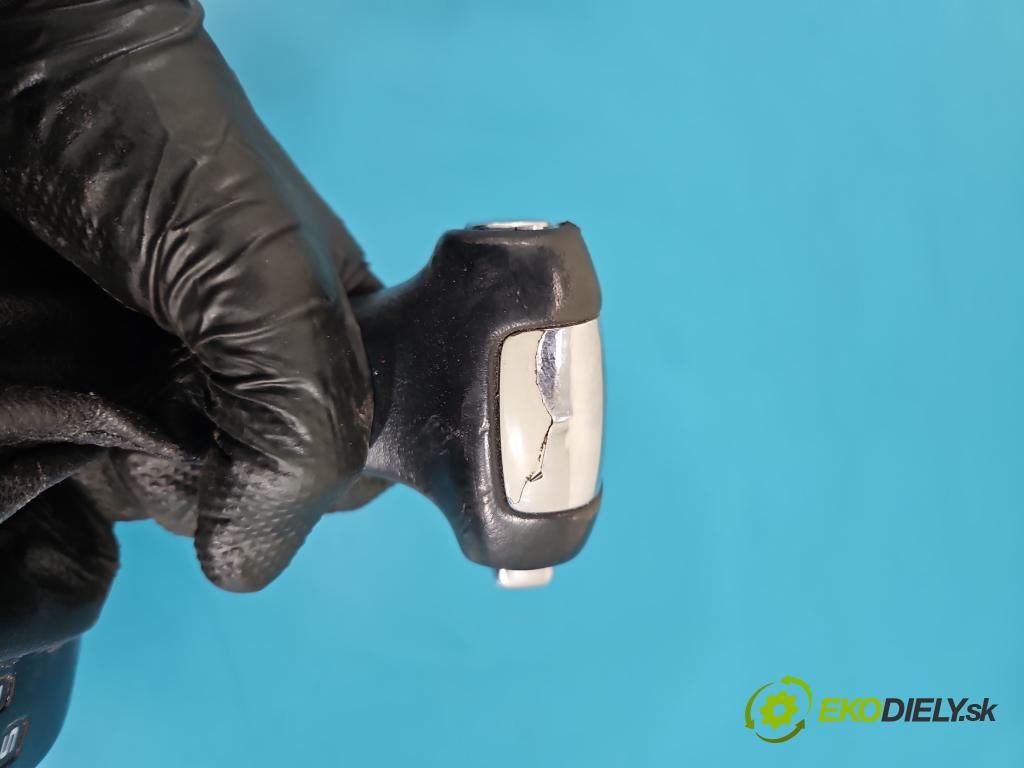 Skoda Superb II 2008-2015 2.0 TDI 170 HP automatic 125 kW 1968 cm3 5- Páka: Změny: stupeň,rýchlosť 3C1713025H (Rýchlostná páka (kulisa))