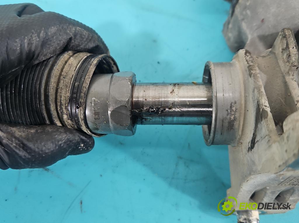 Skoda Superb II 2008-2015 2.0 TDI 170 HP automatic 125 kW 1968 cm3 5- Ozubené kolo: volant 1K1423051EB