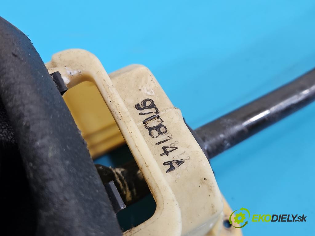 Daewoo Lanos 1.5 8v 86 HP manual 63 kW 1498 cm3 4- Páka: Změny: stupeň,rýchlosť  (Rýchlostná páka (kulisa))