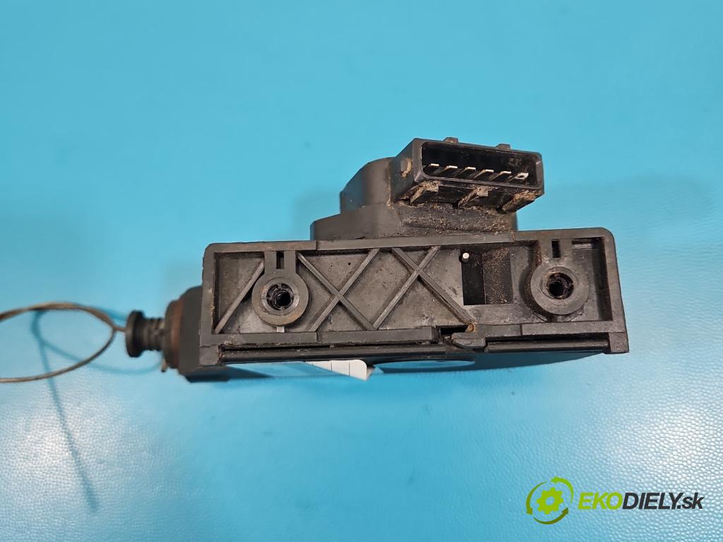 Renault Scenic I 1996-2003 1.6 16V 107 HP manual 79 kW 1598 cm3 5- pedal plyn: potenciometr: 8200139460