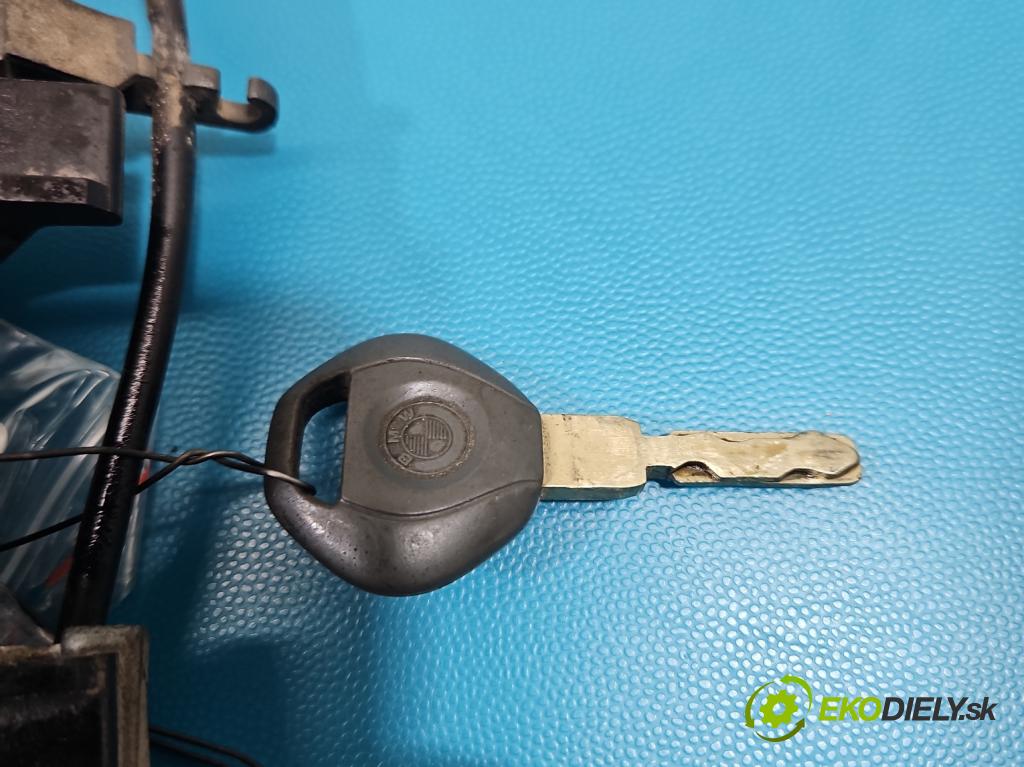 Bmw 3 E36 1991-2000 1.7 tds 90 HP manual 66 kW 1665 cm3 3- rukoväť predné ľavé mimo: 1960801 (Kľučka dverí vonkajšia predná ľavá)