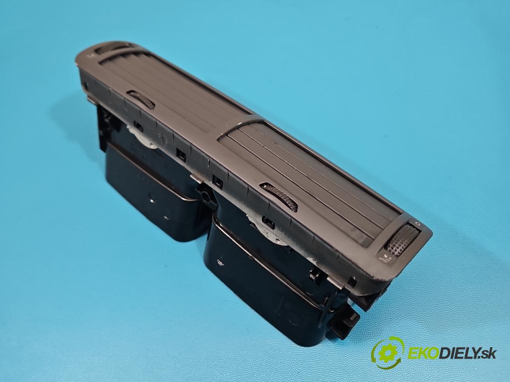 Vw Passat B5 1995-2005 1.9 TDI 131 hp manual 96 kW 1896 cm3 5- Mřížka: topení medián: 3B0819728D (Mřížka topení)