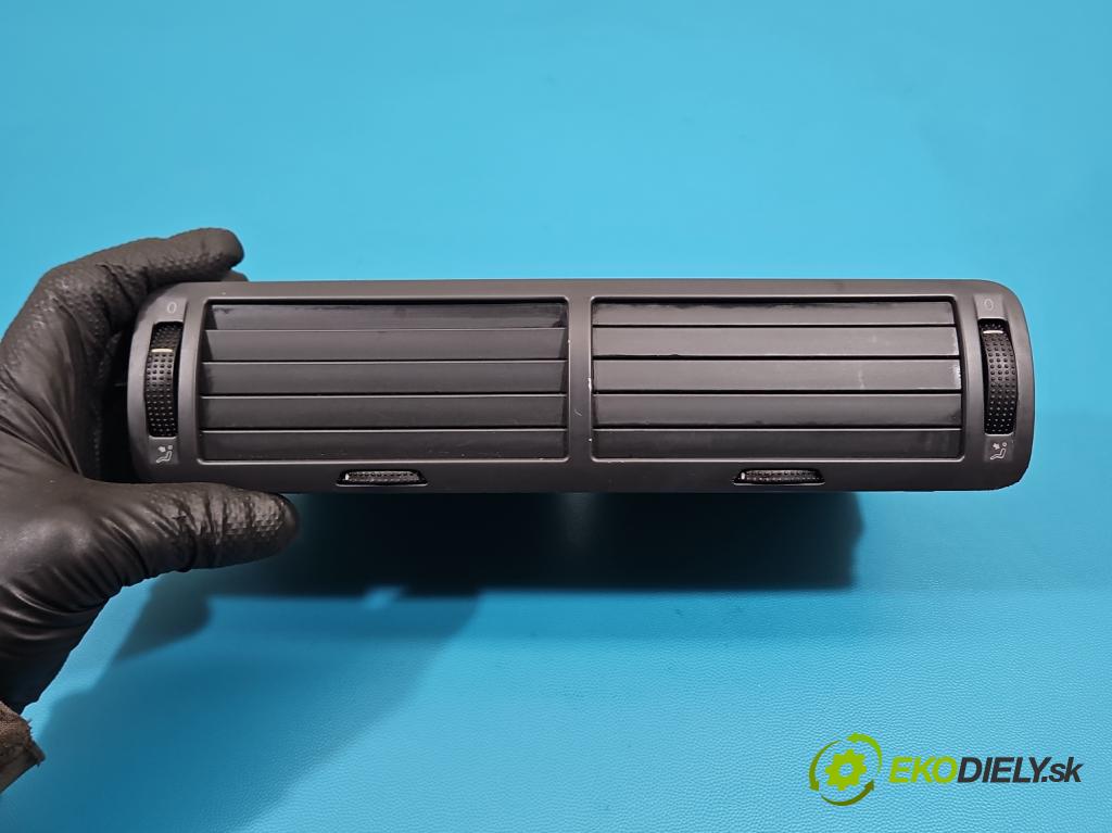 Vw Passat B5 1995-2005 1.9 TDI 131 hp manual 96 kW 1896 cm3 5- Mřížka: topení medián: 3B0819728D (Mřížka topení)