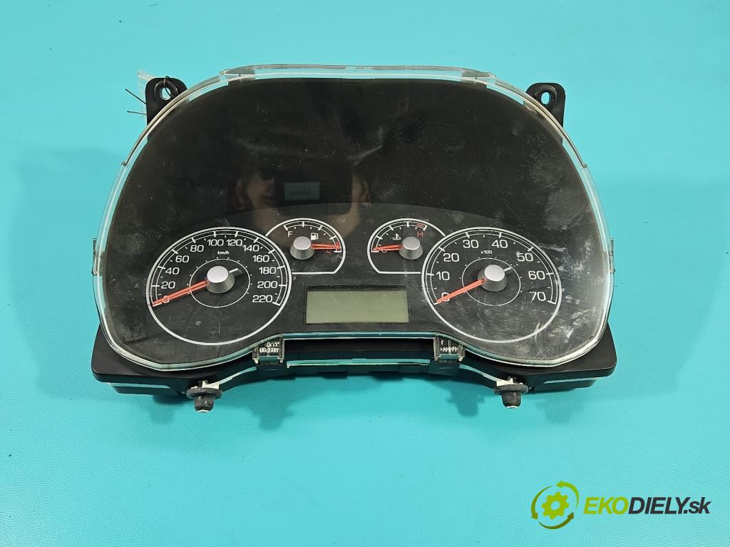 Fiat Punto Grande 1.4 8v 77 HP manual 57 kW 1368 cm3 5- prístrojovka/ budíky 51803120 (Prístrojová doska)