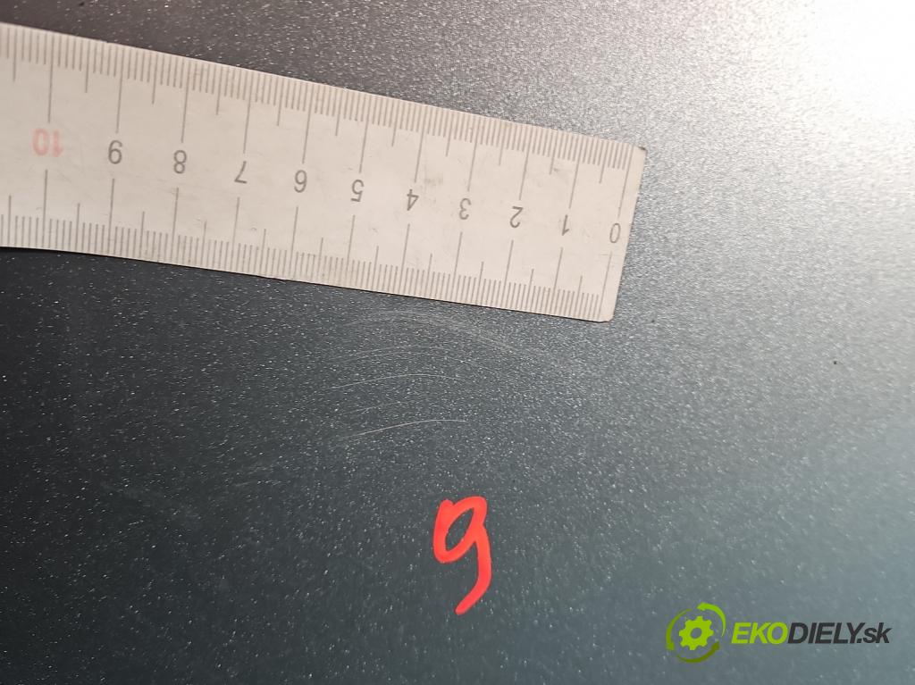 Toyota Yaris II 2005-2011 1.0 vvti 69KM manual 51 kW 998 cm3 3- dvere predné pravé (Kľučka dverí ostatné)