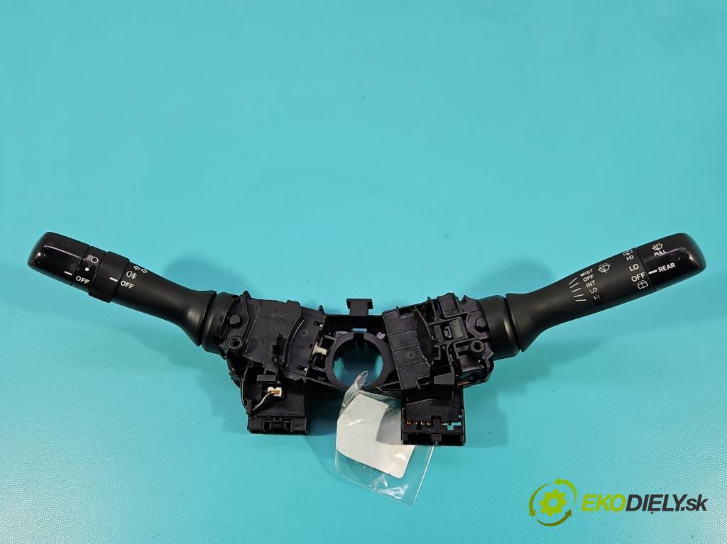 Toyota Yaris II 2005-2011 1.0 vvti 69KM manual 51 kW 998 cm3 3- prepínač komplex: 52160-17F019 (Prepínacie páčky pod volantom)