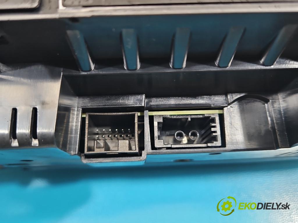 Bmw 3 F30 2011-2018 2.0d 184hp manual 135 kW 1995 cm3 5- prístrojovka/ budíky 9232895 (Prístrojová doska)