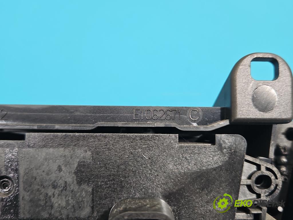 Bmw 3 F30 2011-2018 2.0d 184hp manual 135 kW 1995 cm3 5- panel kúrenia