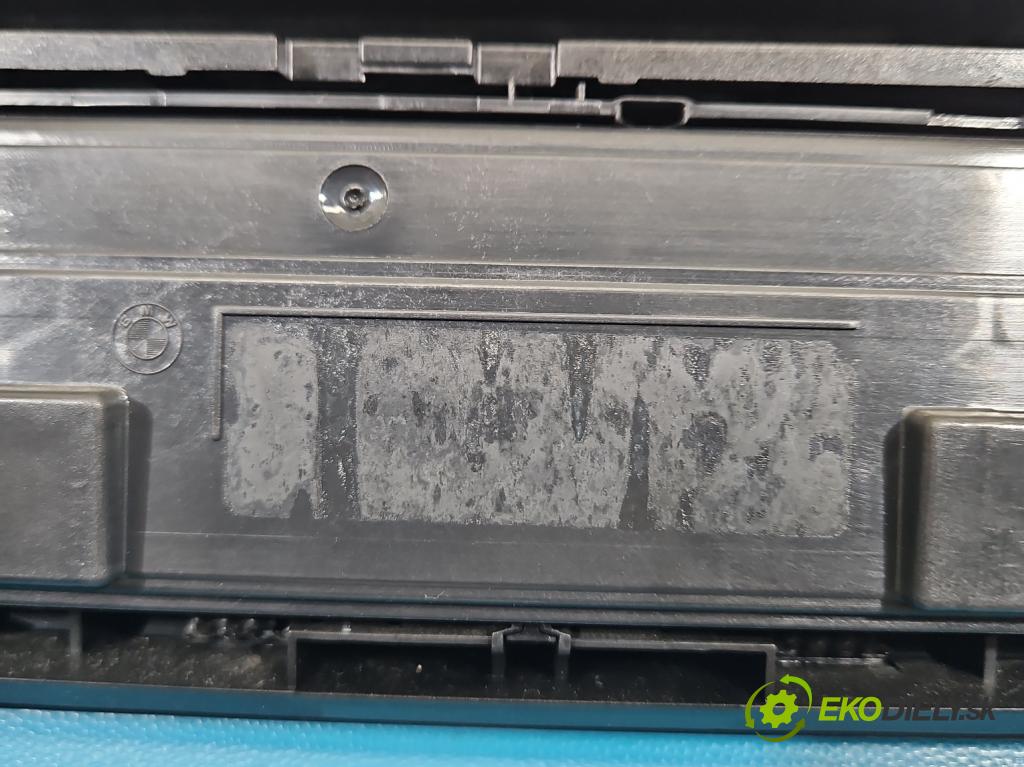 Bmw 3 F30 2011-2018 2.0d 184hp manual 135 kW 1995 cm3 5- panel kúrenia