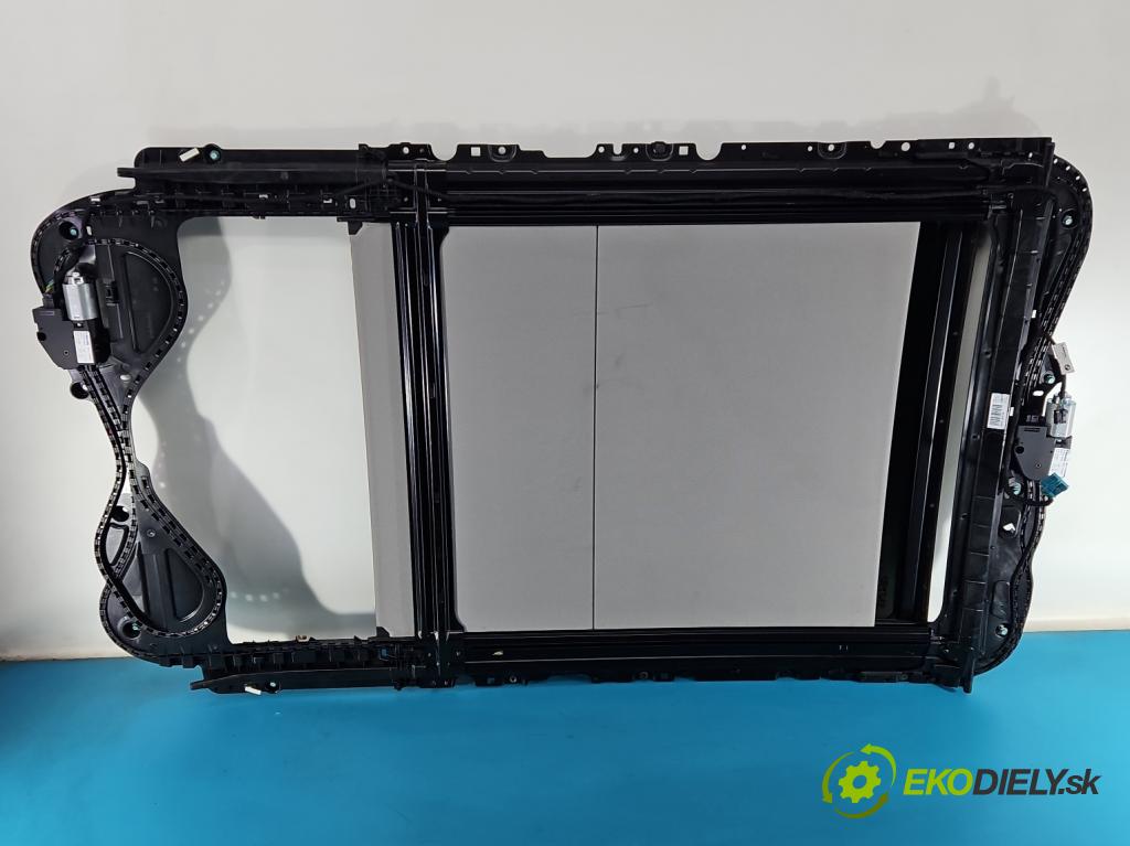 Bmw 3 F30 2011-2018 2.0d 184 hp manual 135 kW 1995 cm3 5- Střešní okno: 7261730 (Sklo karoserie)