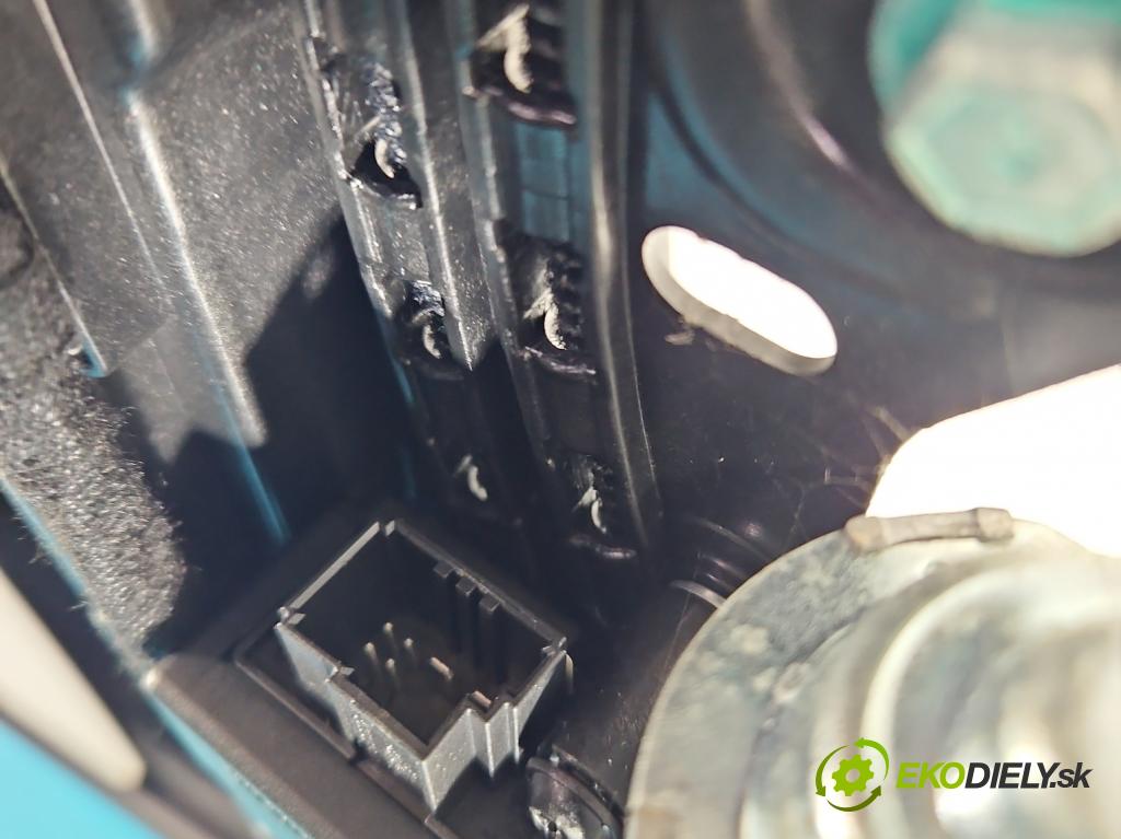 Bmw 3 F30 2011-2018 2.0d 184 hp manual 135 kW 1995 cm3 5- Střešní okno: 7261730 (Sklo karoserie)