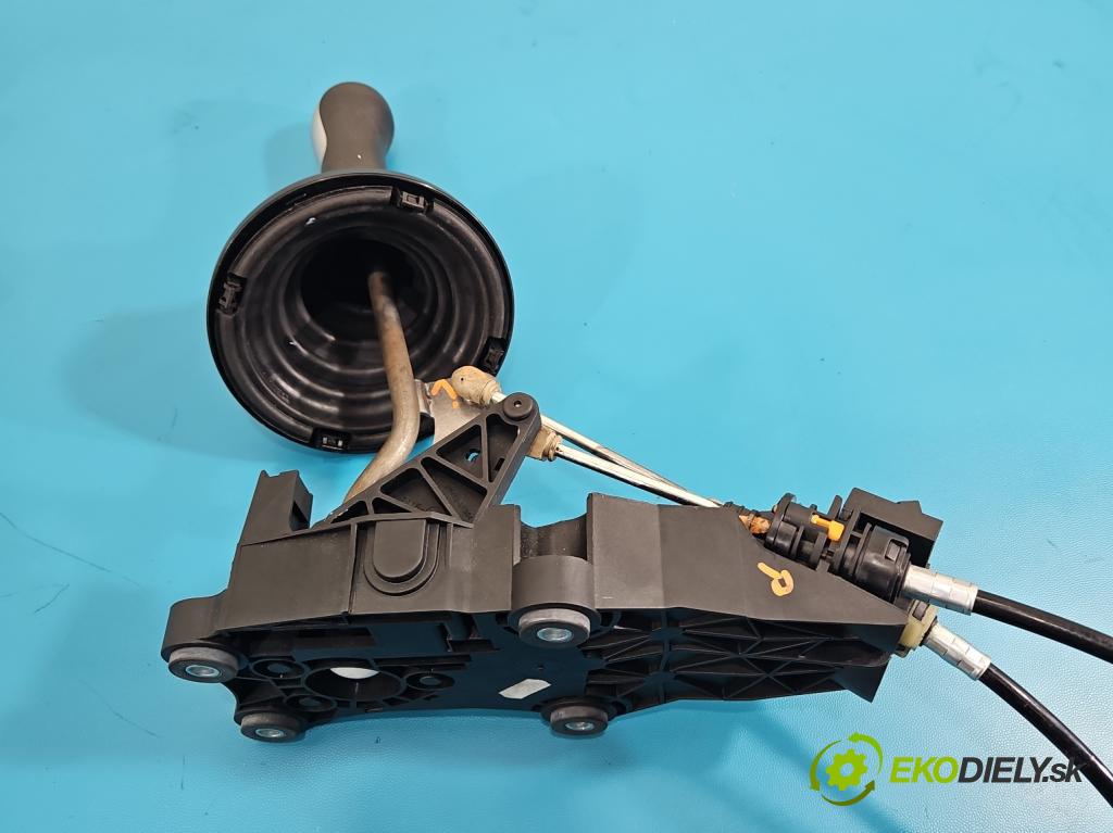 Ford Fiesta Mk6 2002-2008 1.4 16v 80 hp manual 59 kW 1388 cm3 3- kulisa změny stupňová 5S6R-7C453-BB (Řadicí páka (kulisa) )