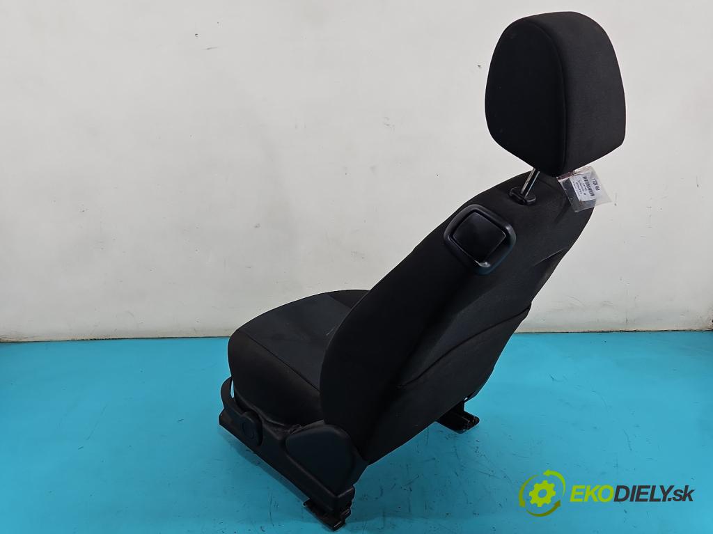 Ford Fiesta Mk6 2002-2008 1.4 16v 80 HP manual 59 kW 1388 cm3 3- Sedačka ľavý  (Sedadlo)