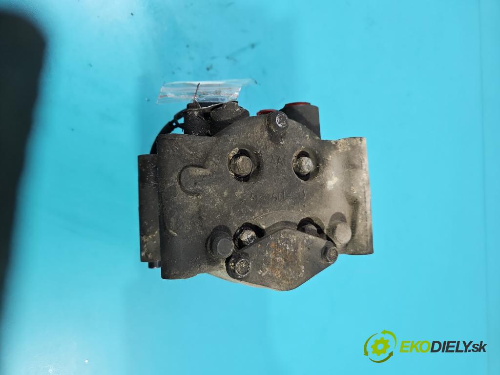 Ford Fiesta Mk6 2002-2008 1.4 16v 80 hp manual 59 kW 1388 cm3 3- Kompresor: klíma  (Kompresor klimatizace)