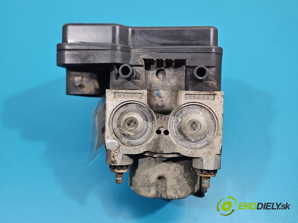 Toyota Yaris II 2005-2011 1.0 vvti 69KM manual 51 kW 998 cm3 3- čerpadlo abs 89541-52400 (Pumpa ABS)