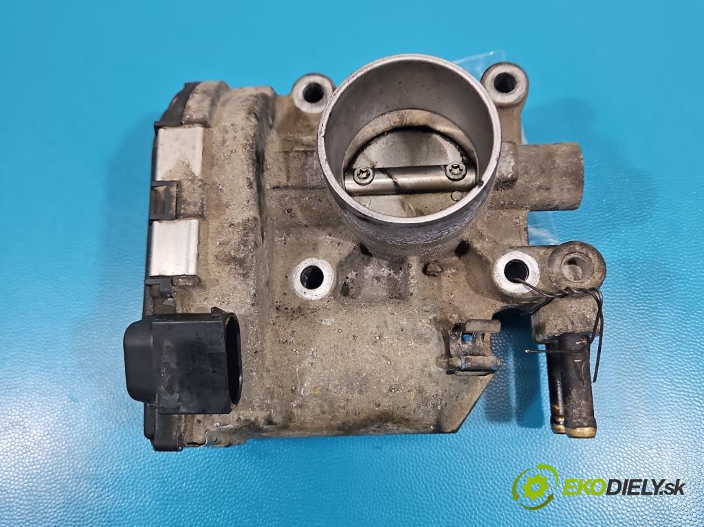 Toyota Yaris II 2005-2011 1.0 vvti 69KM manual 51 kW 998 cm3 3- klapka 22030-0Q010 (Škrtiaca klapka)