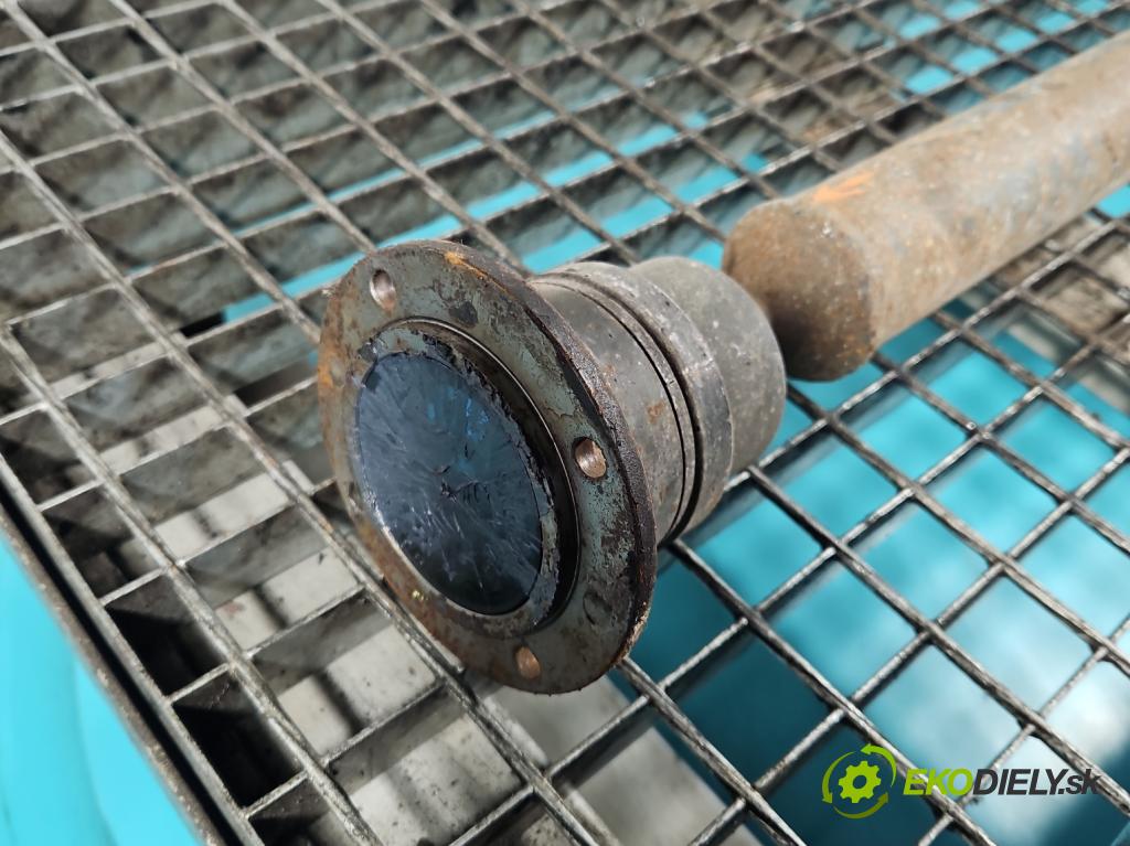 Suzuki JIMNY III 1998-2018 1.3 16V VVT 80 HP manual 59 kW 1298 cm3 3- Hřídel: zadné  (Kardaňový hriadeľ)