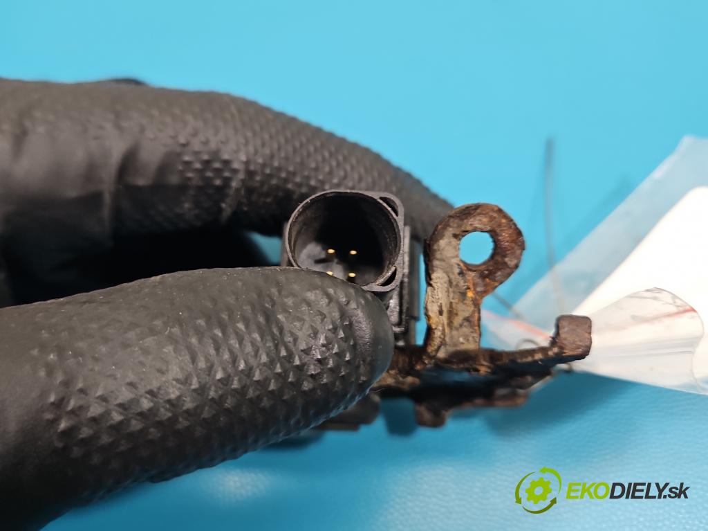 Audi A6 C7 2011-2018 3.0 TDI 204 HP automatic 150 kW 2967 cm3 5- snímač nastavenia xenon 1T0907503B (Snímač)