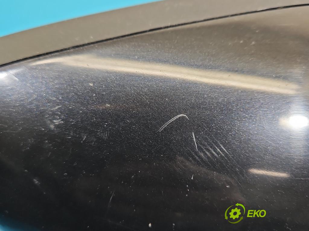 Volvo V50 2.0d 136hp manual 100 kW 1997 cm3 5- zpětné zrcátko pravé  (Klika dveří ostatní)