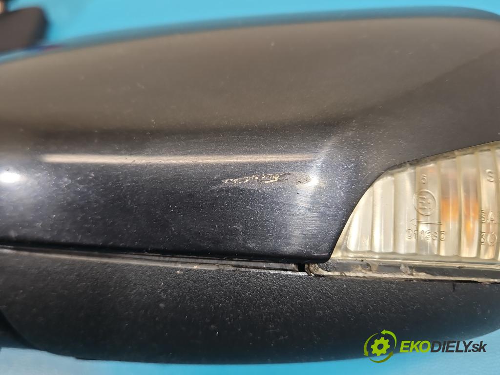 Volvo V50 2.0d 136 HP manual 100 kW 1997 cm3 5- zrkadlo ľavé (Kľučka dverí ostatné)