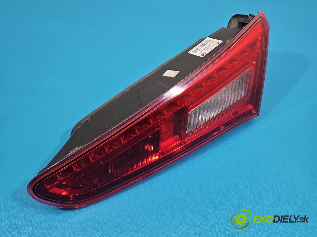 Alfa romeo Giulietta 1.4 T 170 HP manual 125 kW 1368 cm3 5- svetlo / reflektor zadné pravé 50513400 (Kľučka dverí ostatné)