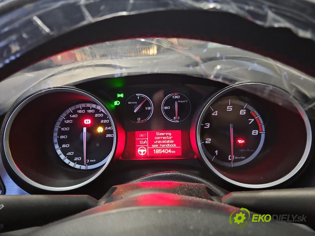 Alfa romeo Giulietta 1.4 T 170 HP manual 125 kW 1368 cm3 5- prístrojovka/ budíky 50516476 (Prístrojová doska)