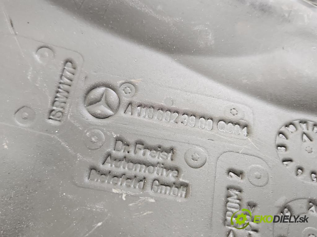 Mercedes CLA C118/X118 2019-2025 1.3b: 163 HP automatic 120 kW 1300 cm3 4- Zvuková izolácia ostatné A1106823900