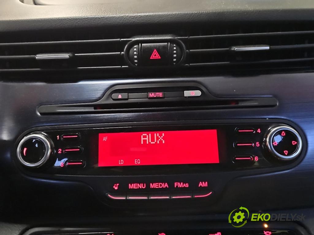 Alfa romeo Giulietta 1.4 T 170 HP manual 125 kW 1368 cm3 5- Radio originál 1560968770