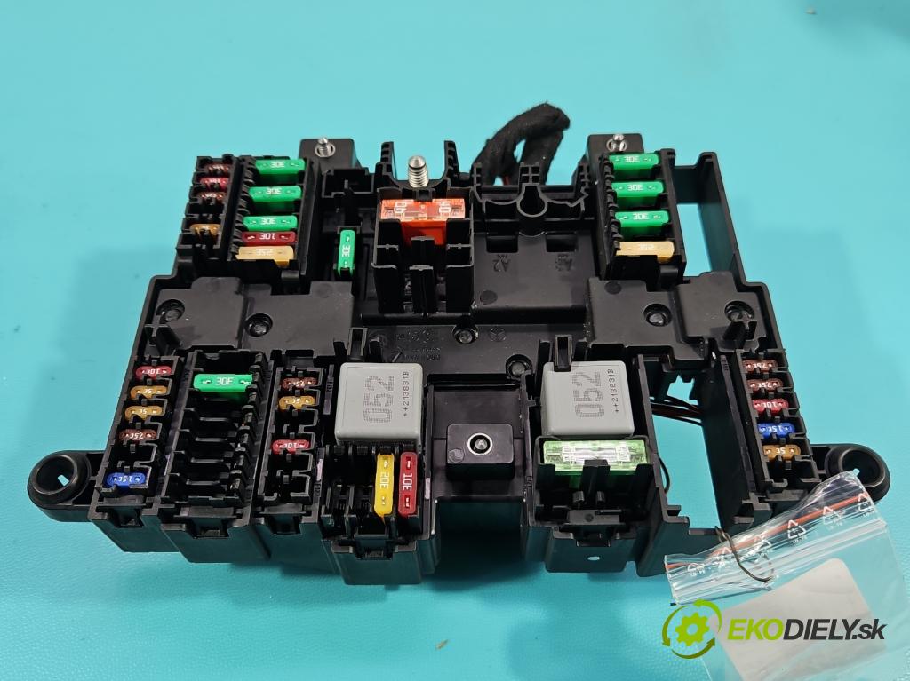 Mercedes CLA C118/X118 2019-2025 1.3b: 163 hp automatic 120 kW 1300 cm3 4- skříňka pojistková A1779061002 (Pojistková skříňka)