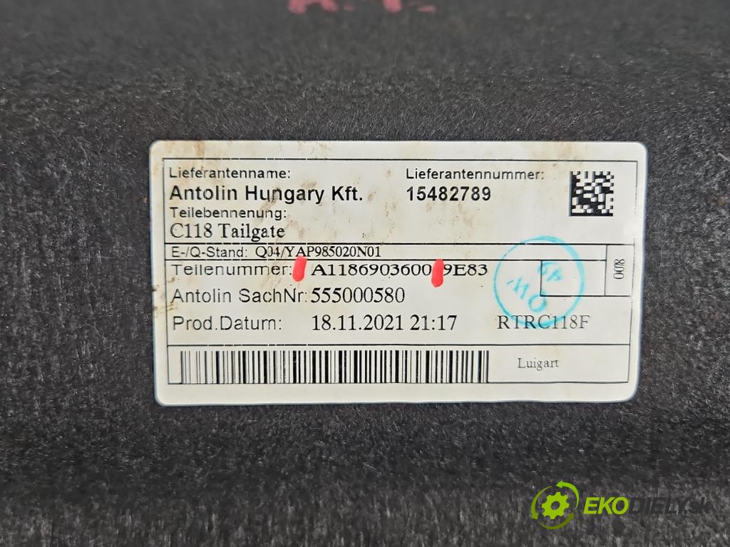 Mercedes CLA C118/X118 2019-2025 1.3b: 163 HP automatic 120 kW 1300 cm3 4- Čalounictví: kufrové dvere A1186903600