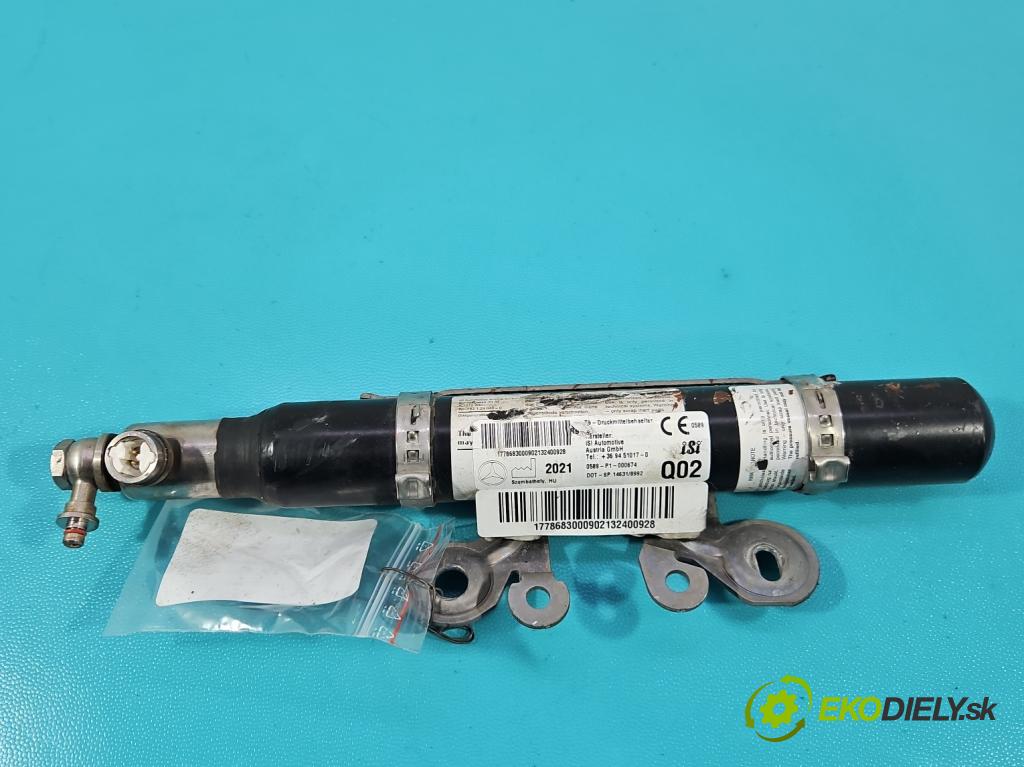 Mercedes CLA C118/X118 2019-2025 1.3b: 163 hp automatic 120 kW 1300 cm3 4- Polštář: vzduch: 1778683000