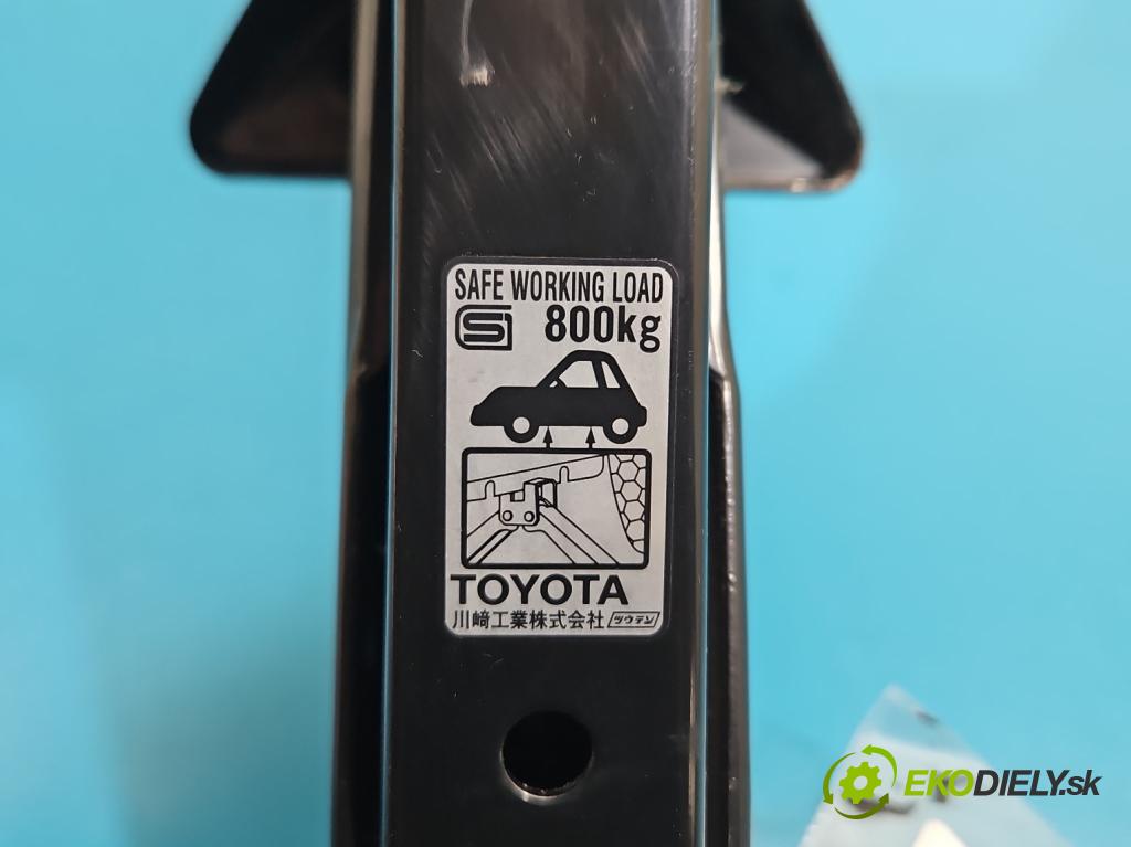 Toyota Yaris II 2005-2011 1.0 vvti 69KM manual 51 kW 998 cm3 3- mechanizmus okna automobilovy