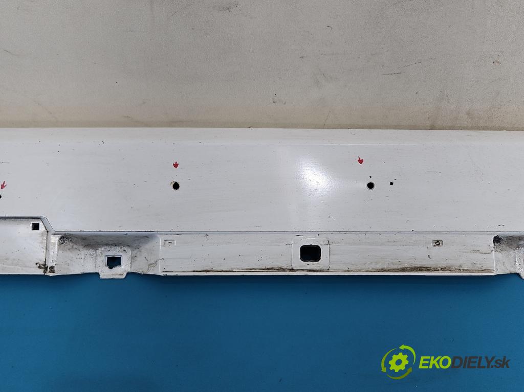 Mercedes CLA C118/X118 2019-2025 1.3b: 163 HP automatic 120 kW 1300 cm3 4- lišta práh: pravé A1186909200 (Lišta prahová)