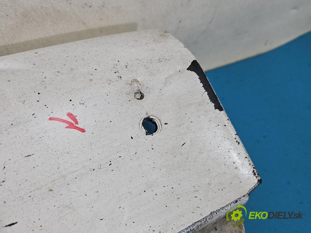 Mercedes CLA C118/X118 2019-2025 1.3b: 163 HP automatic 120 kW 1300 cm3 4- lišta práh: pravé A1186909200 (Lišta prahová)