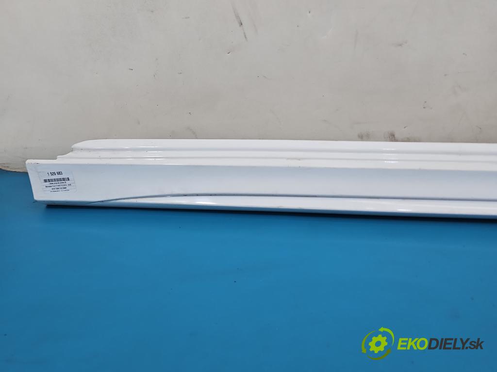 Mercedes CLA C118/X118 2019-2025 1.3b: 163 HP automatic 120 kW 1300 cm3 4- lišta práh: pravé A1186909200 (Lišta prahová)