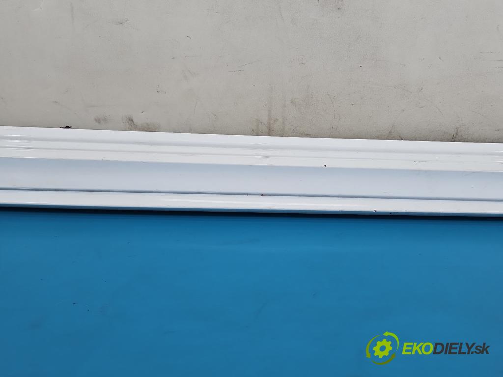 Mercedes CLA C118/X118 2019-2025 1.3b: 163 HP automatic 120 kW 1300 cm3 4- lišta práh: pravé A1186909200 (Lišta prahová)