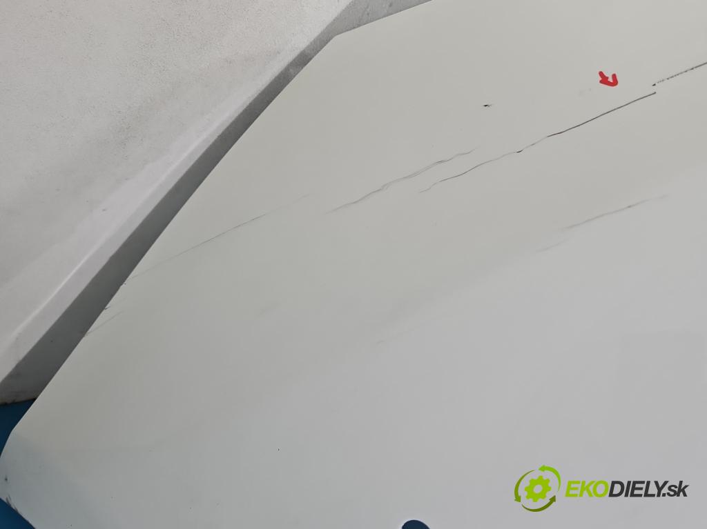 Mercedes CLA C118/X118 2019-2025 1.3b: 163 HP automatic 120 kW 1300 cm3 4- nárazník zadné A1188859501 (Kľučka dverí ostatné)