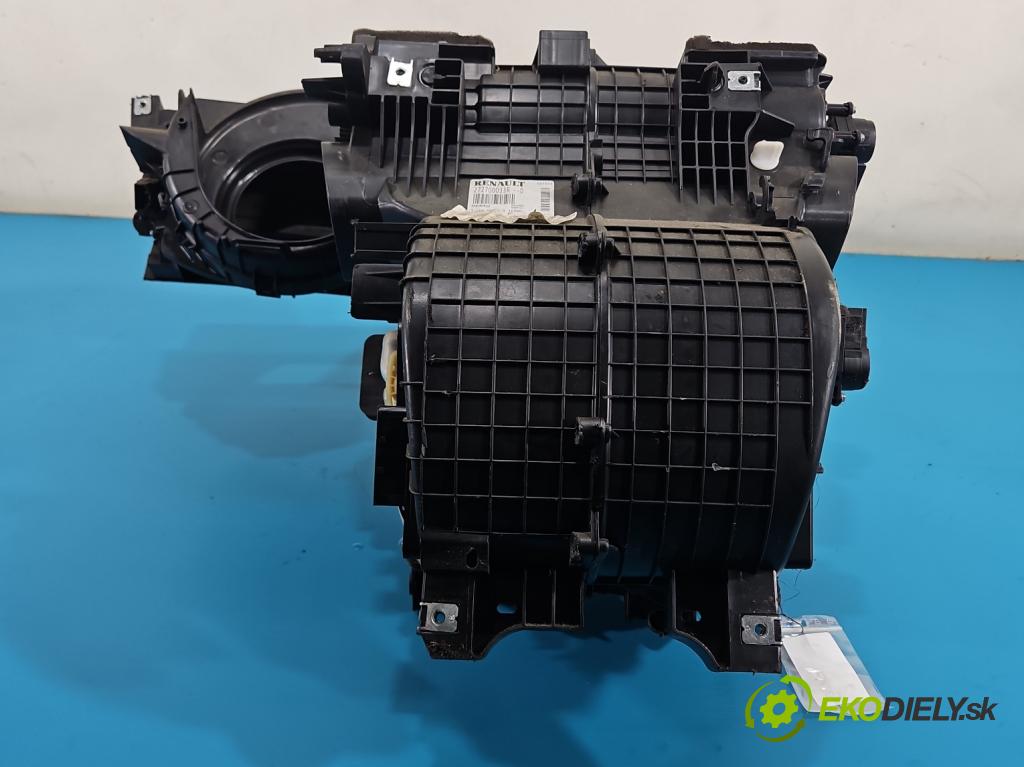 Renault Master III 2010-2024 2.3 dci 163 hp manual 120 kW 2299 cm3 5- radiátor 272700033R-D (Radiátor topení)