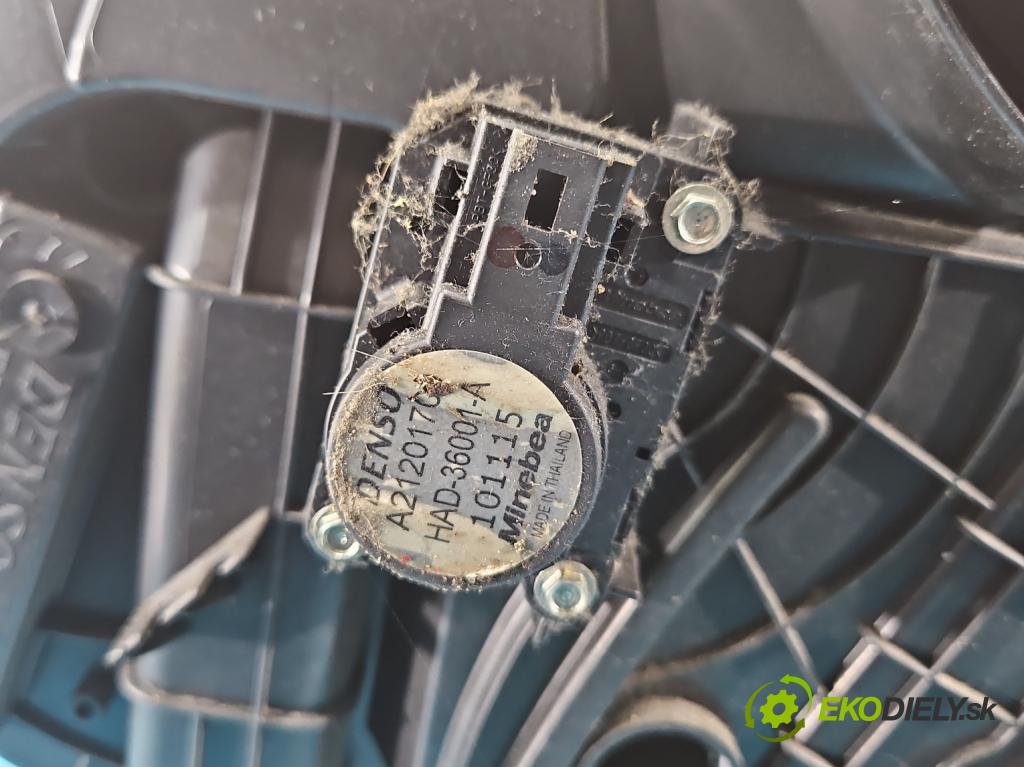 Renault Master III 2010-2024 2.3 dci 163 hp manual 120 kW 2299 cm3 5- radiátor 272700033R-D (Radiátor topení)