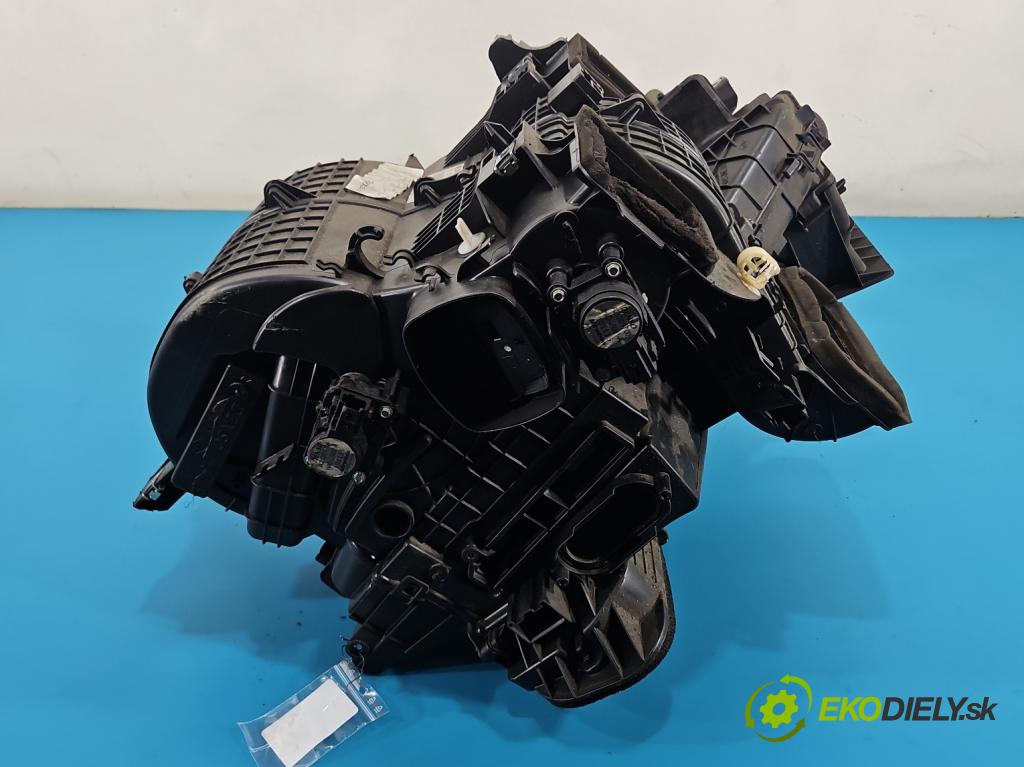 Renault Master III 2010-2024 2.3 dci 163 hp manual 120 kW 2299 cm3 5- radiátor 272700033R-D (Radiátor topení)