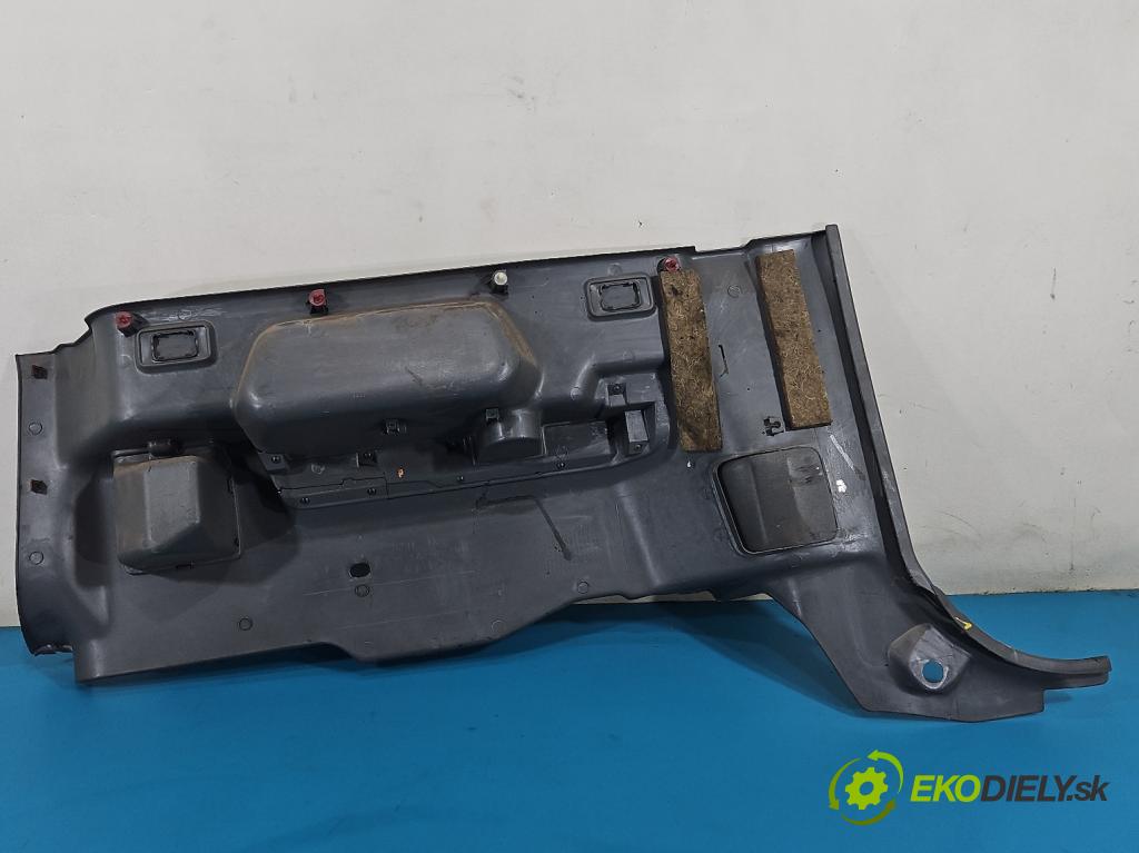 Suzuki JIMNY III 1998-2018 1.3 16V VVT 80 HP manual 59 kW 1298 cm3 3- Čalounictví: kufra: pravé 76211-81A00