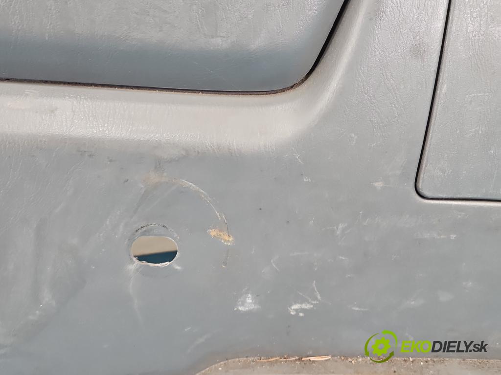 Suzuki JIMNY III 1998-2018 1.3 16V VVT 80 HP manual 59 kW 1298 cm3 3- Čalounictví: kufra: pravé 76211-81A00