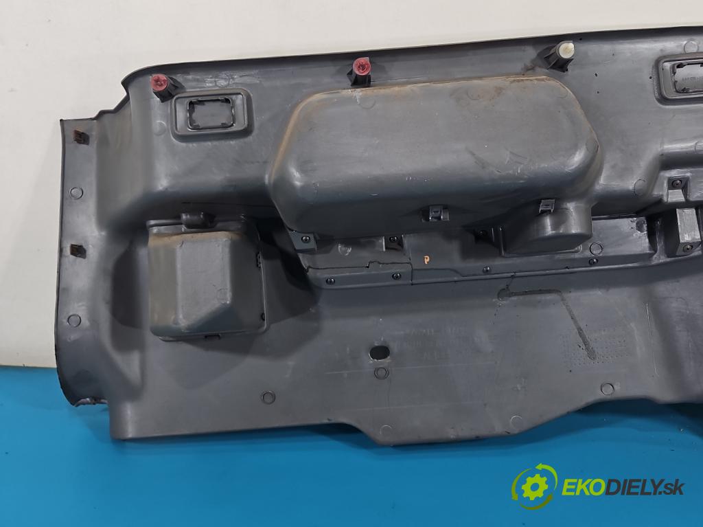 Suzuki JIMNY III 1998-2018 1.3 16V VVT 80 HP manual 59 kW 1298 cm3 3- Čalounictví: kufra: pravé 76211-81A00
