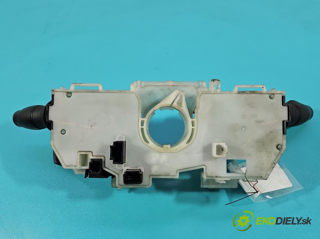 Renault Master III 2010-2024 2.3 dci 163 HP manual 120 kW 2299 cm3 5- prepínač komplex: 255679223R (Prepínacie páčky pod volantom)