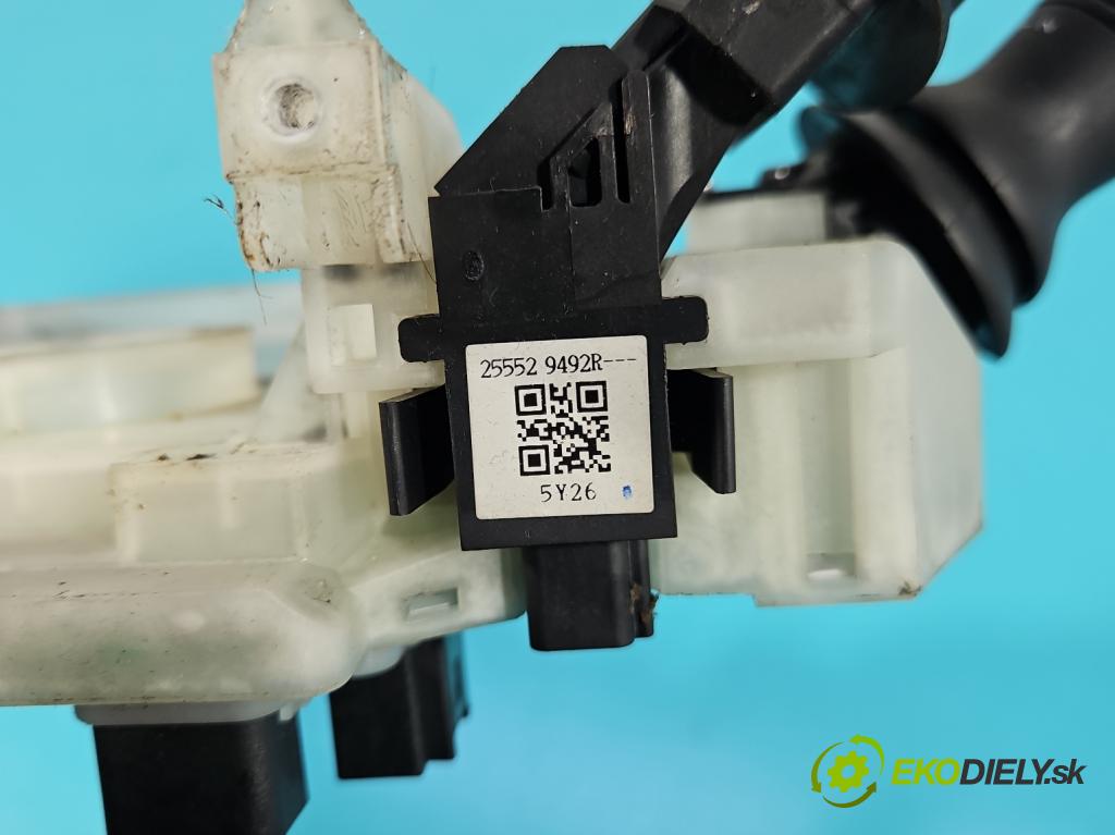 Renault Master III 2010-2024 2.3 dci 163 HP manual 120 kW 2299 cm3 5- prepínač komplex: 255679223R (Prepínacie páčky pod volantom)