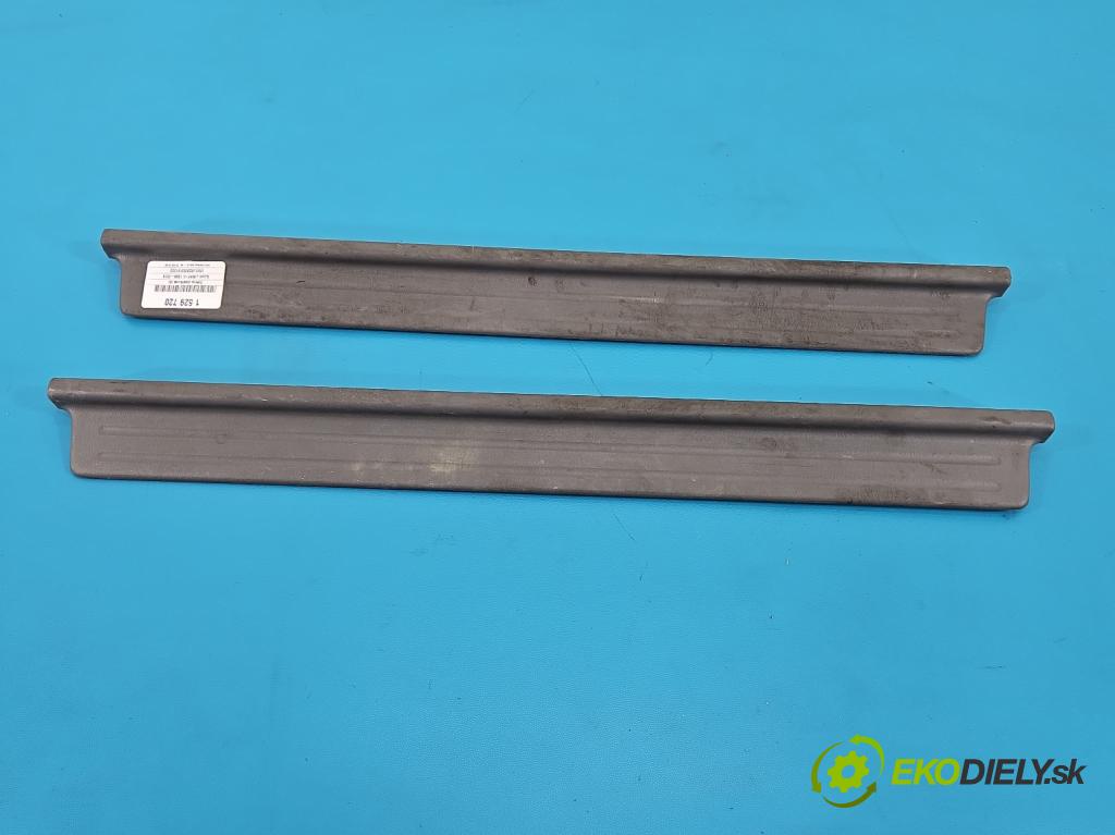 Suzuki JIMNY III 1998-2018 1.3 16V VVT 80 hp manual 59 kW 1298 cm3 3- kryt plastová 76151-81A00