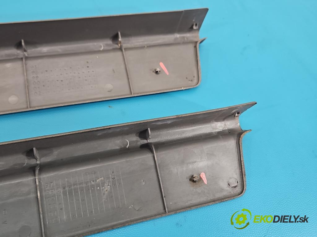 Suzuki JIMNY III 1998-2018 1.3 16V VVT 80 hp manual 59 kW 1298 cm3 3- kryt plastová 76151-81A00